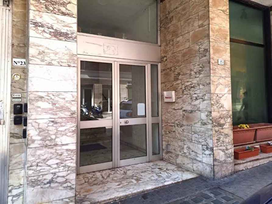 Immagine 7 di Magazzino in vendita  in Corso Carlo Alberto, 23, 60127 Ancona AN, Italia a Ancona