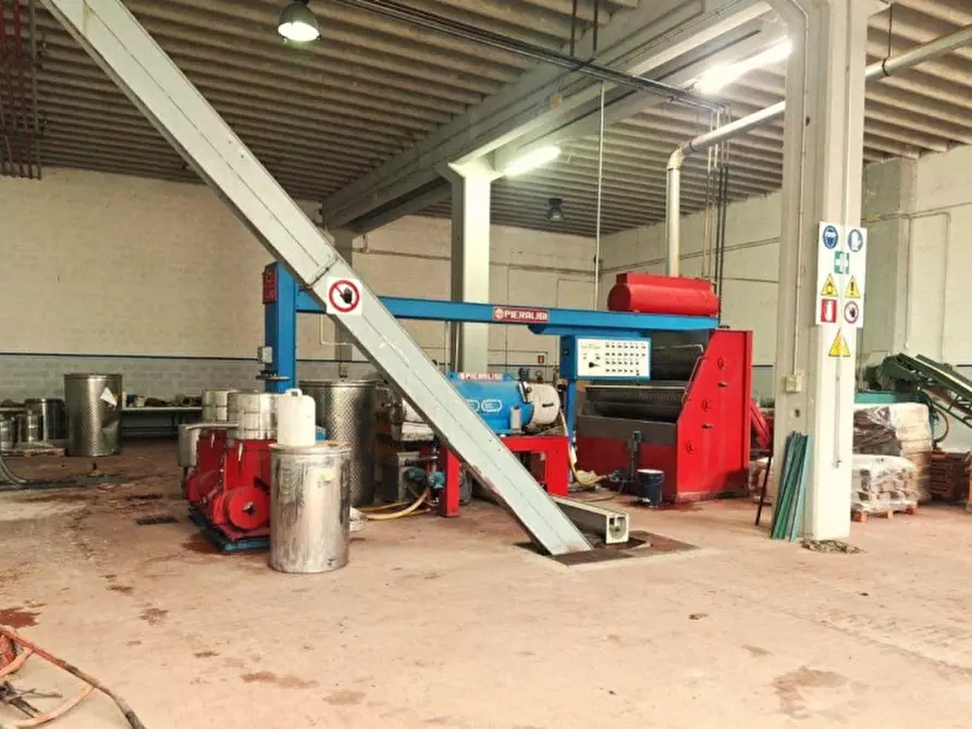 Immagine 11 di Capannone industriale in vendita  in Via degli Ulivi, 06049 Spoleto PG, Italia a Spoleto