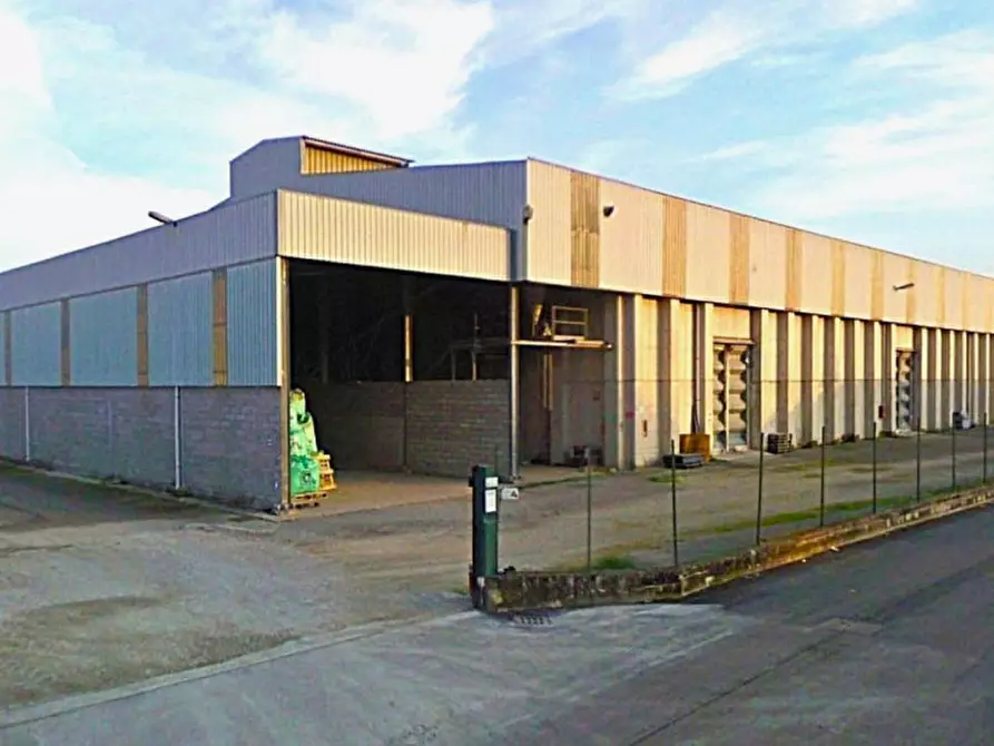 Immagine 4 di Capannone industriale in vendita  in Via dei Mattoni, 06055 Marsciano PG, Italia a Marsciano