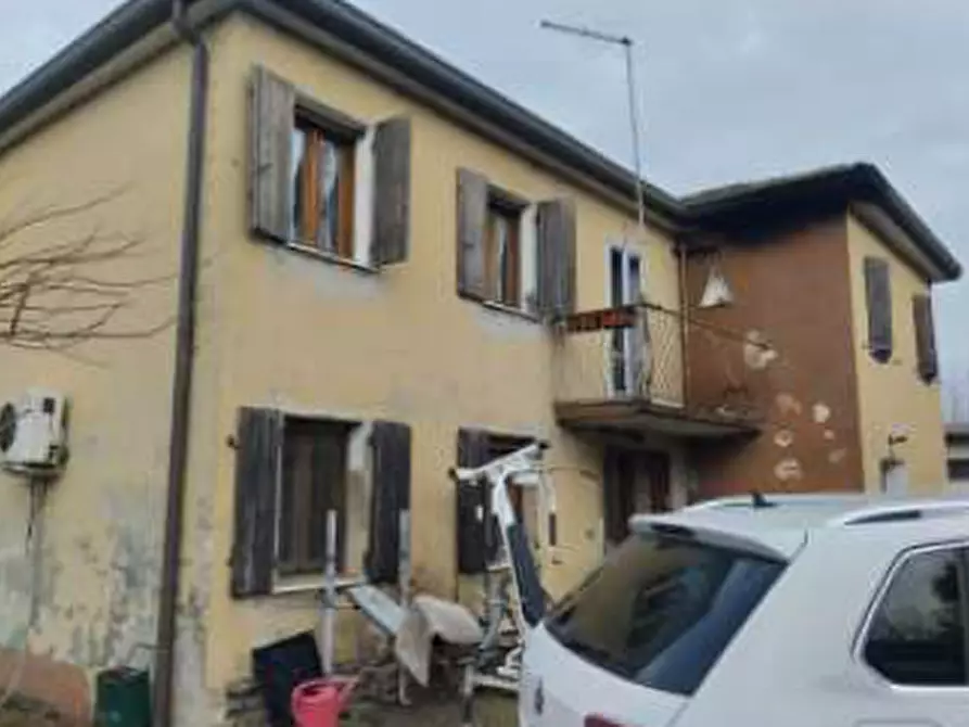 Immagine 1 di Casa indipendente in vendita  in Via Barenassa, 1 a Chioggia