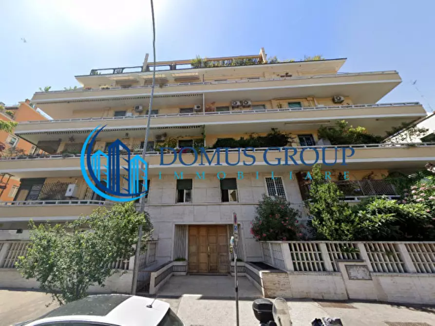 Immagine 1 di Appartamento in vendita  in Via Filippo Civinini a Roma