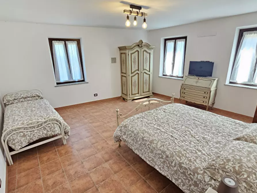 Immagine 11 di Casa indipendente in affitto  in VIA COLLINA FORNI 6 a Montaldo Scarampi