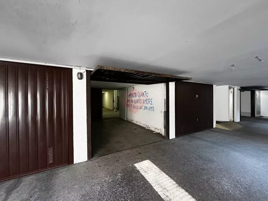 Immagine 2 di Magazzino in vendita  in Vicolo Lazzaretto 7 a Capriate San Gervasio