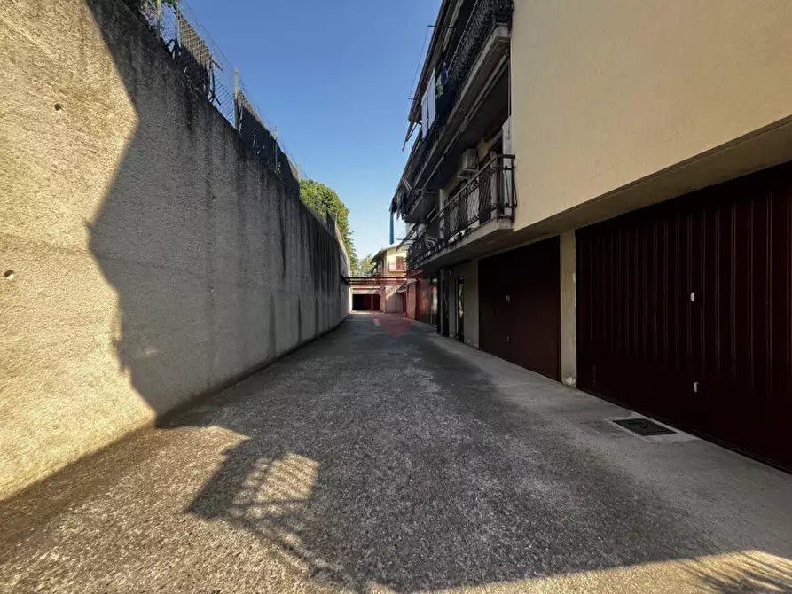 Immagine 16 di Magazzino in vendita  in Vicolo Lazzaretto 7 a Capriate San Gervasio