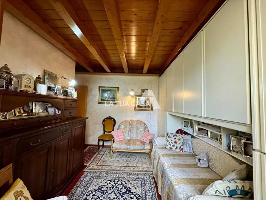 Immagine 20 di Appartamento in vendita  a Villafranca Di Verona
