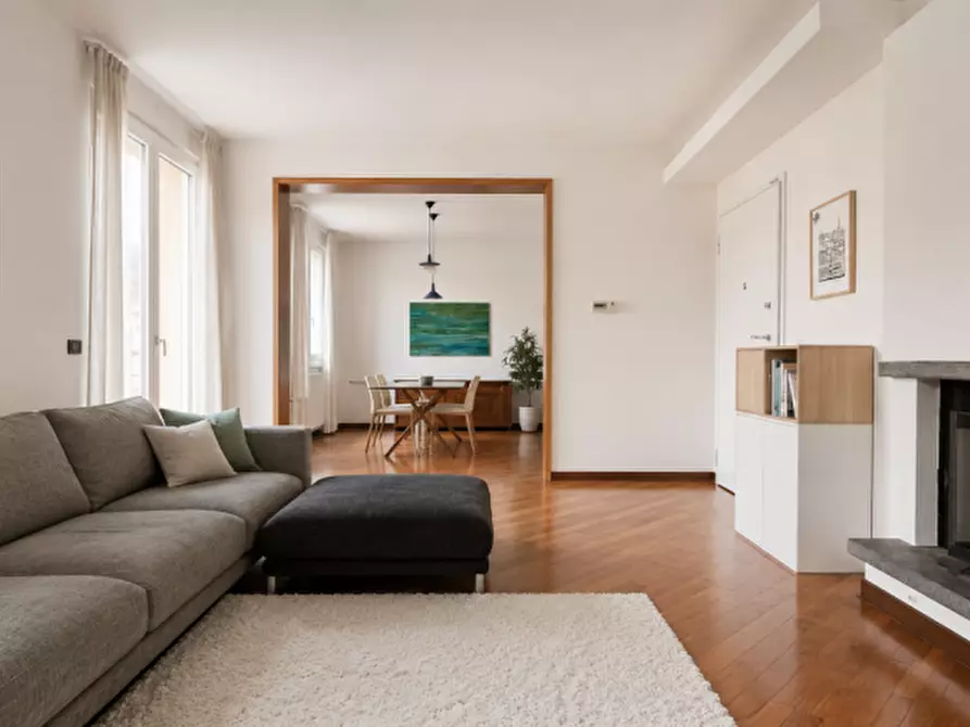 Immagine 1 di Casa trifamiliare in vendita  in Via Giuseppe Garibaldi 10 a Bovolenta