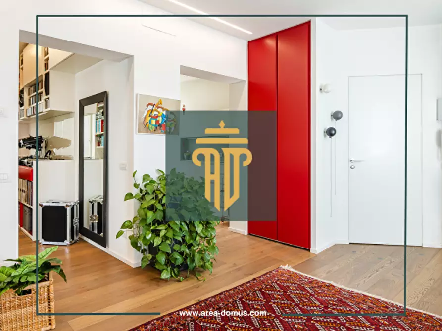 Immagine 3 di Appartamento in vendita  in Viale Venezia - Venediger Straße 14 a Bolzano