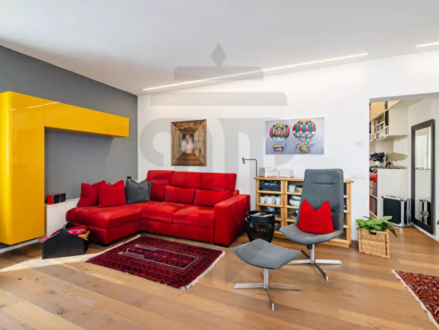 Immagine 9 di Appartamento in vendita  in Viale Venezia - Venediger Straße 14 a Bolzano