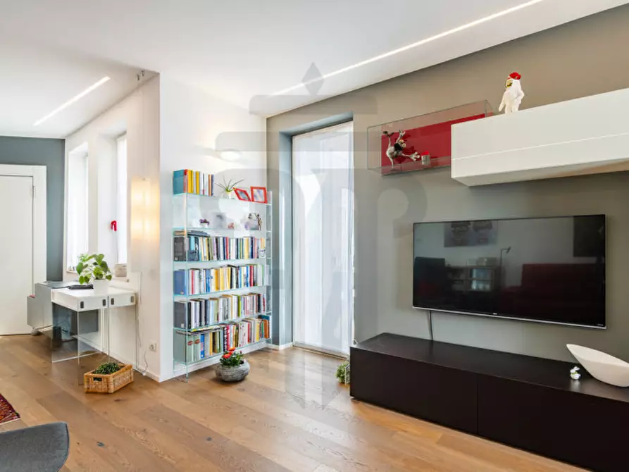 Immagine 12 di Appartamento in vendita  in Viale Venezia - Venediger Straße 14 a Bolzano