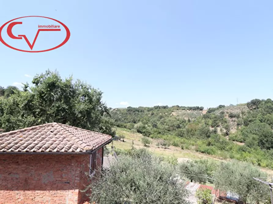 Immagine 45 di Villetta a schiera in vendita  in Via Borro della Madonna a San Giovanni Valdarno
