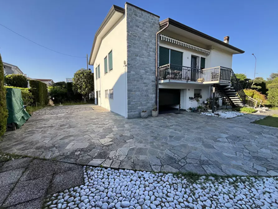 Immagine 1 di Casa indipendente in vendita  in via Vittorio alfieri 18 a Pianiga