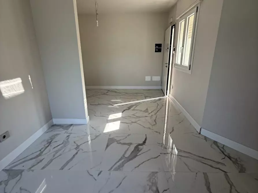 Immagine 4 di Appartamento in vendita  in Via Perugia a Senigallia