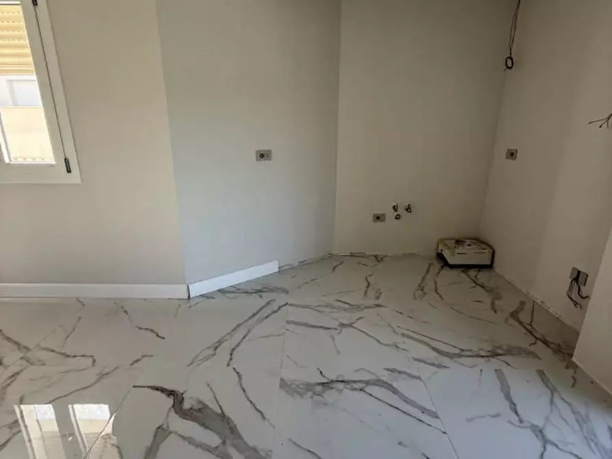 Immagine 6 di Appartamento in vendita  in Via Perugia a Senigallia