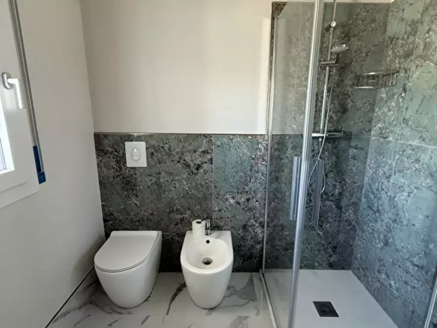 Immagine 13 di Appartamento in vendita  in Via Perugia a Senigallia