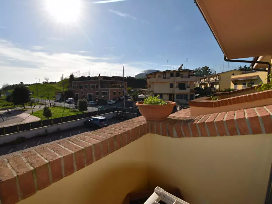 Immagine 11 di Appartamento in vendita  in Via Borgosesia a Roma