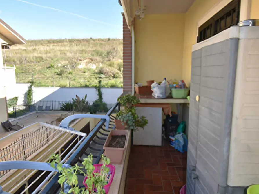 Immagine 12 di Appartamento in vendita  in Via Borgosesia a Roma