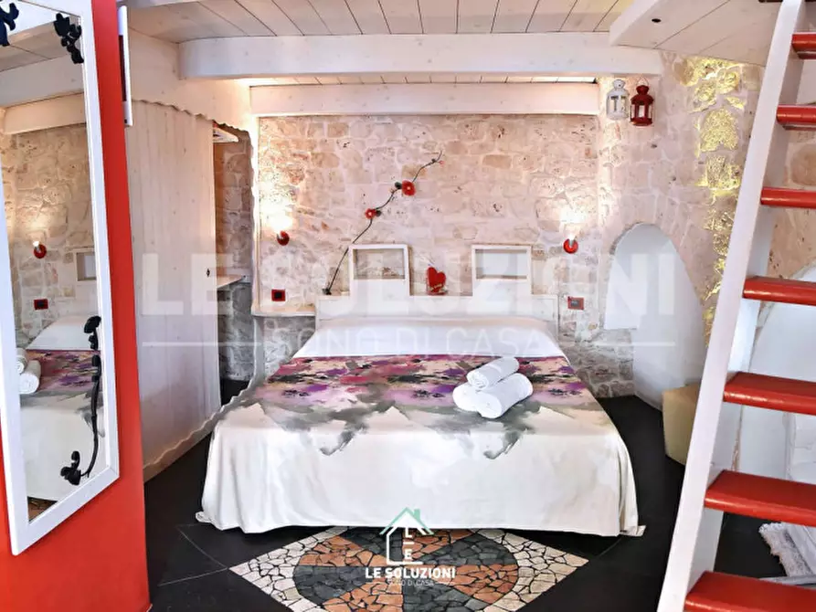 Immagine 17 di Hotel in vendita  in Via Campanile 70 a Putignano