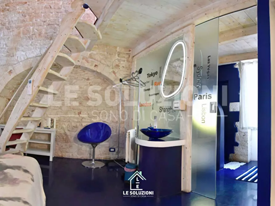 Immagine 21 di Hotel in vendita  in Via Campanile 70 a Putignano