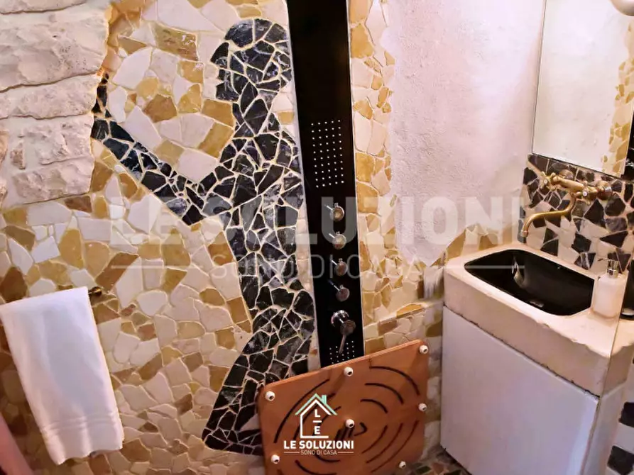 Immagine 33 di Hotel in vendita  in Via Campanile 70 a Putignano