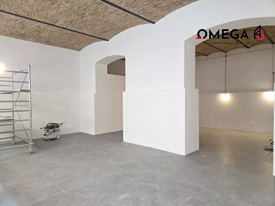 Immagine 5 di Negozio in affitto  in Via Scipio Slataper 6 a Trieste
