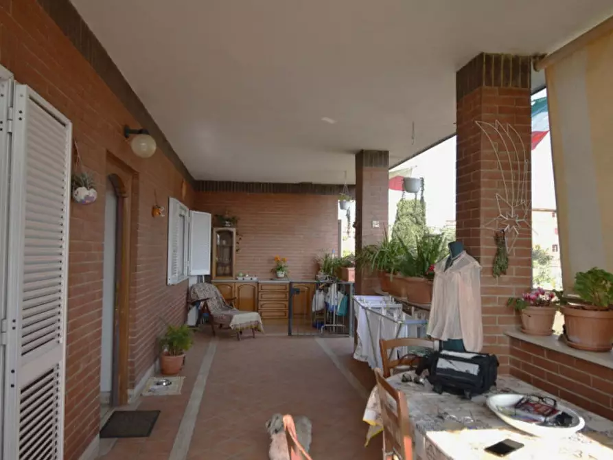Immagine 5 di Casa quadrifamiliare in vendita  in Via delle Moratelle a Roma
