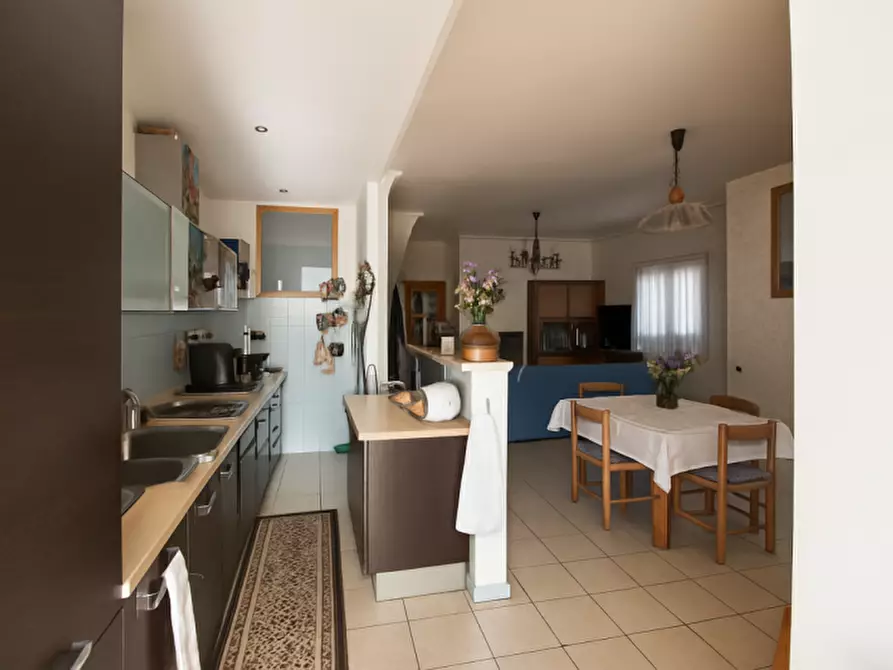 Immagine 16 di Casa quadrifamiliare in vendita  in Via delle Moratelle a Roma