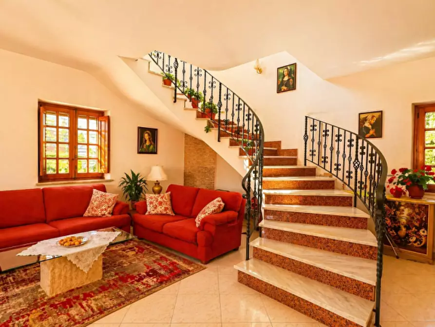 Immagine 9 di Villa in vendita  in lungomare cristoforo colombo a Carini