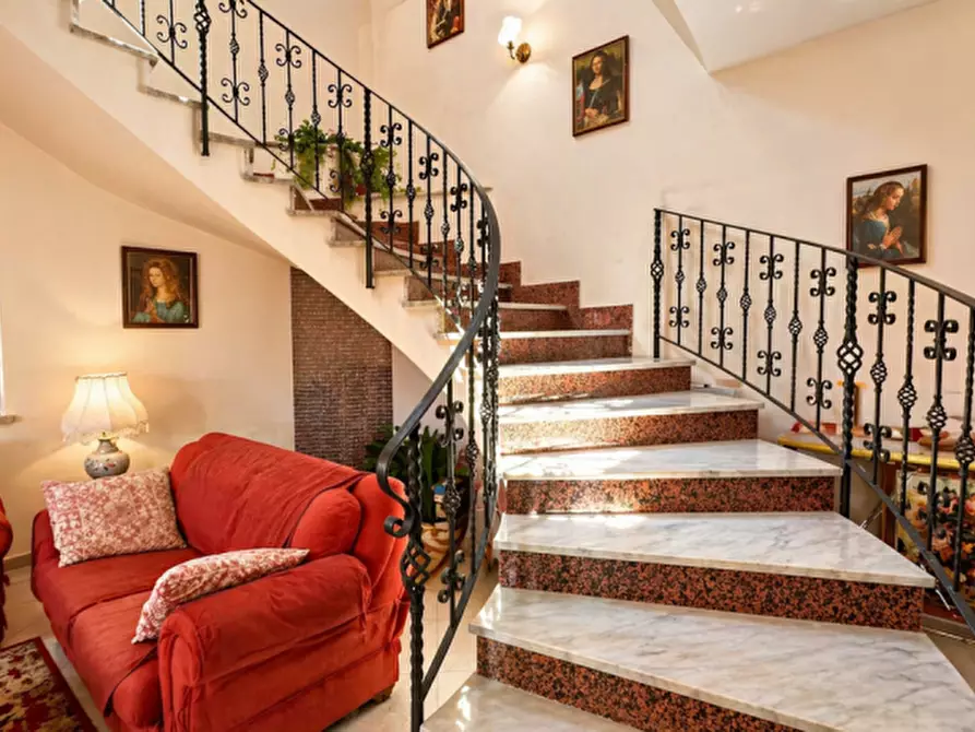 Immagine 10 di Villa in vendita  in lungomare cristoforo colombo a Carini
