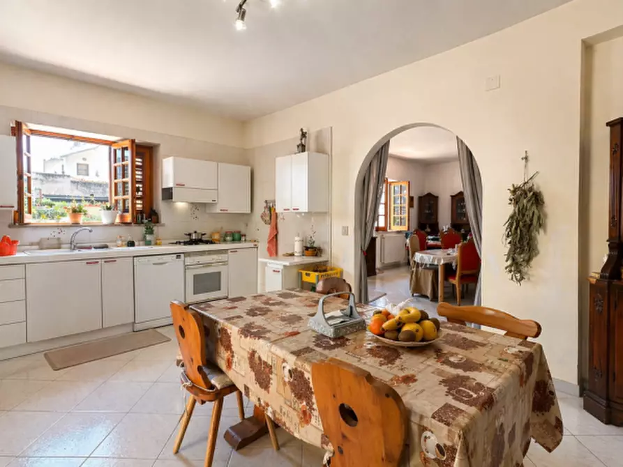 Immagine 15 di Villa in vendita  in lungomare cristoforo colombo a Carini