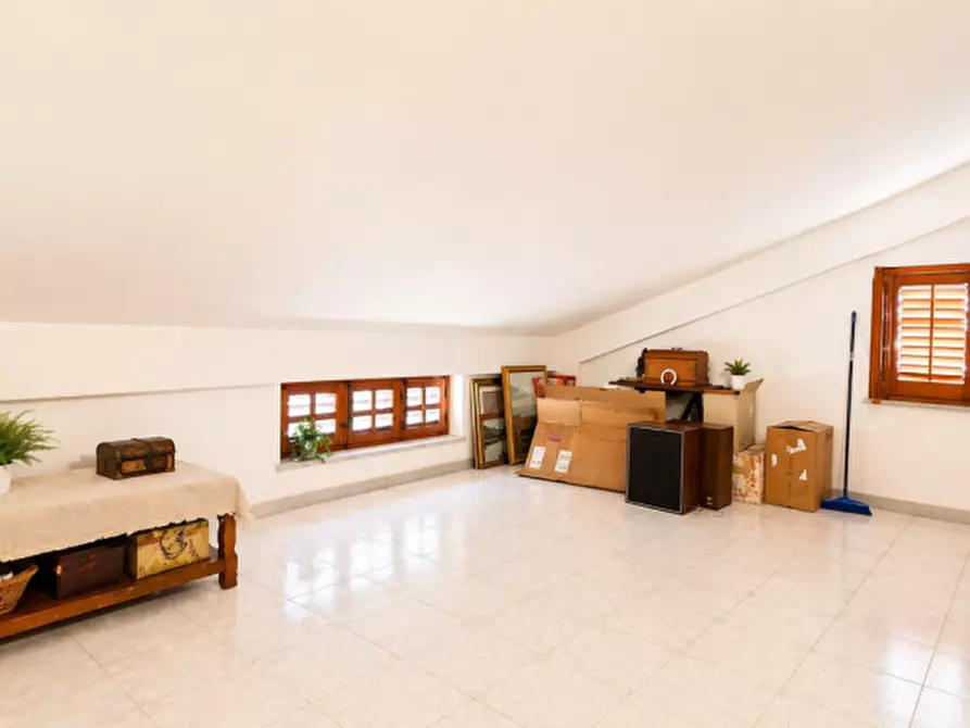 Immagine 41 di Villa in vendita  in lungomare cristoforo colombo a Carini