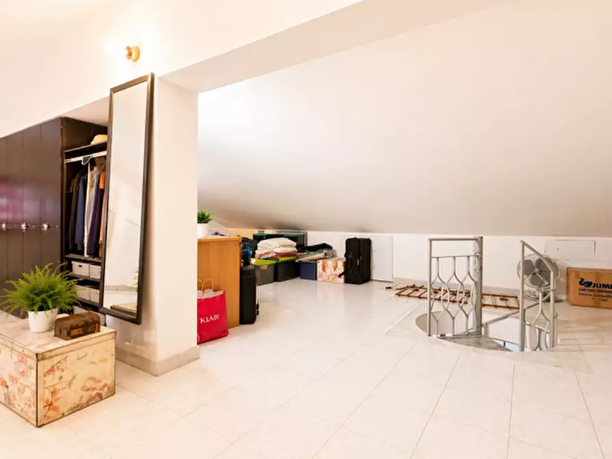 Immagine 42 di Villa in vendita  in lungomare cristoforo colombo a Carini