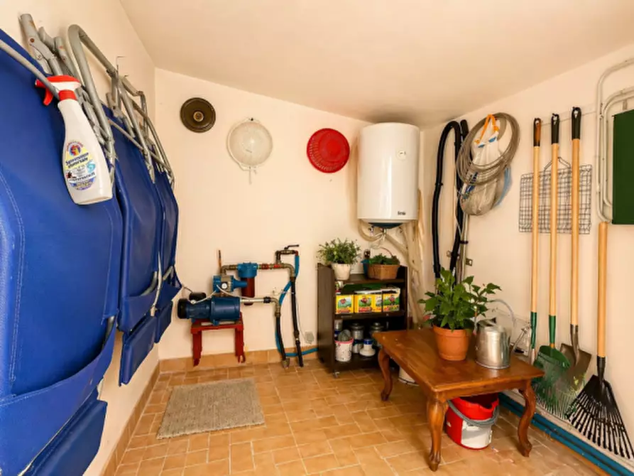 Immagine 50 di Villa in vendita  in lungomare cristoforo colombo a Carini