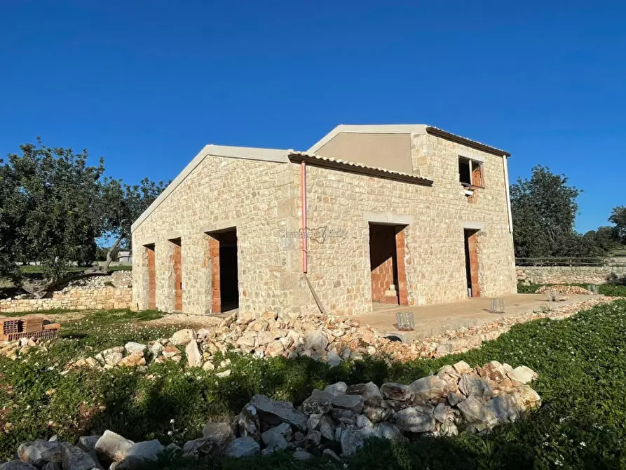 Immagine 18 di Casa indipendente in vendita  a Scicli
