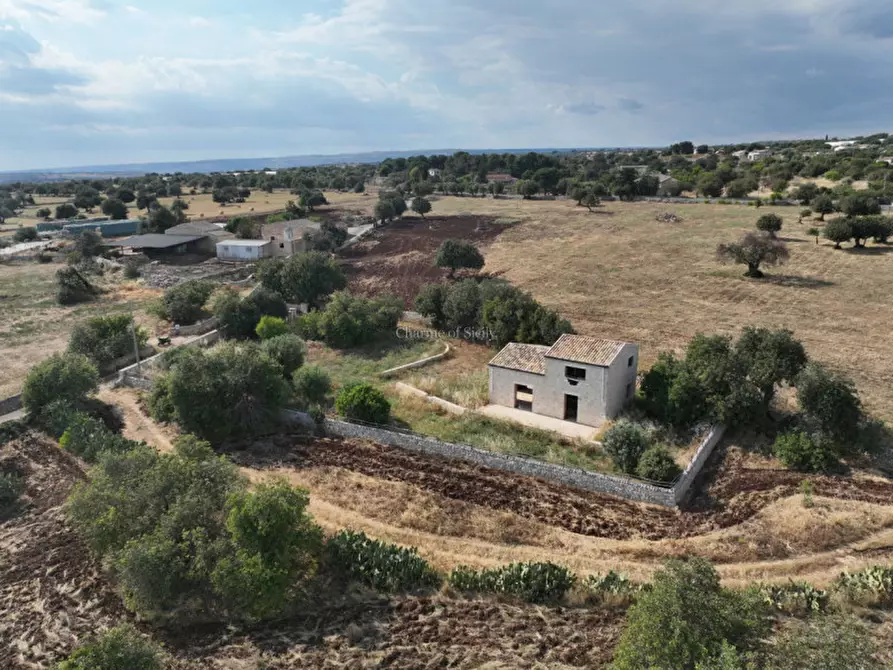 Immagine 106 di Casa indipendente in vendita  a Scicli
