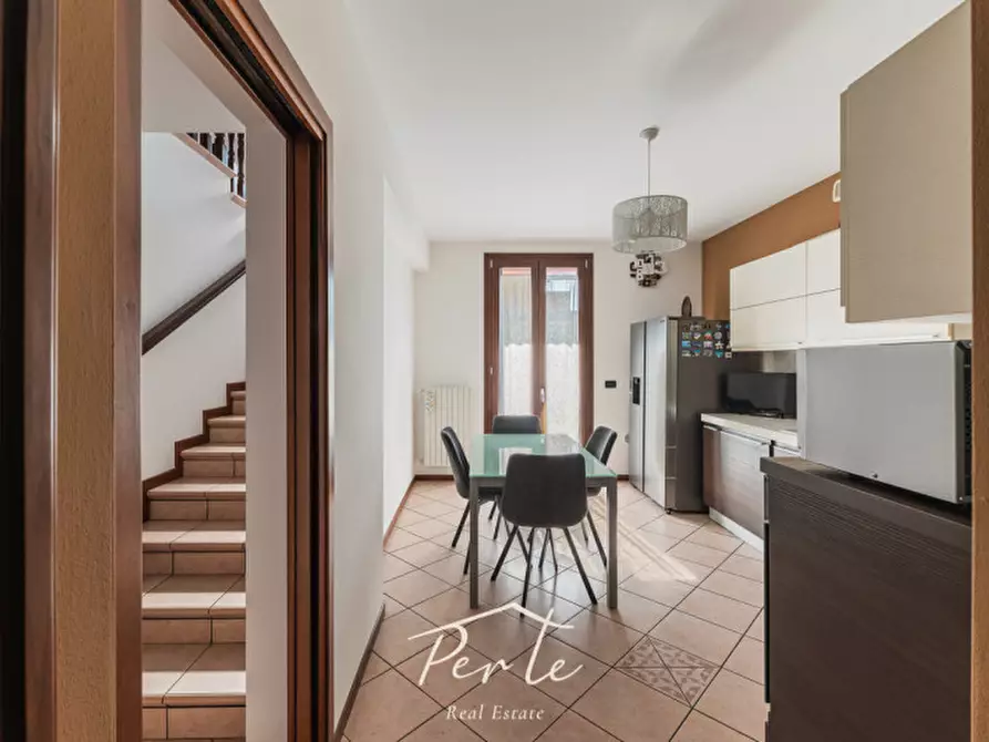 Immagine 7 di Villa in vendita  in Via Amedeo Modigliani 92 a Curtatone