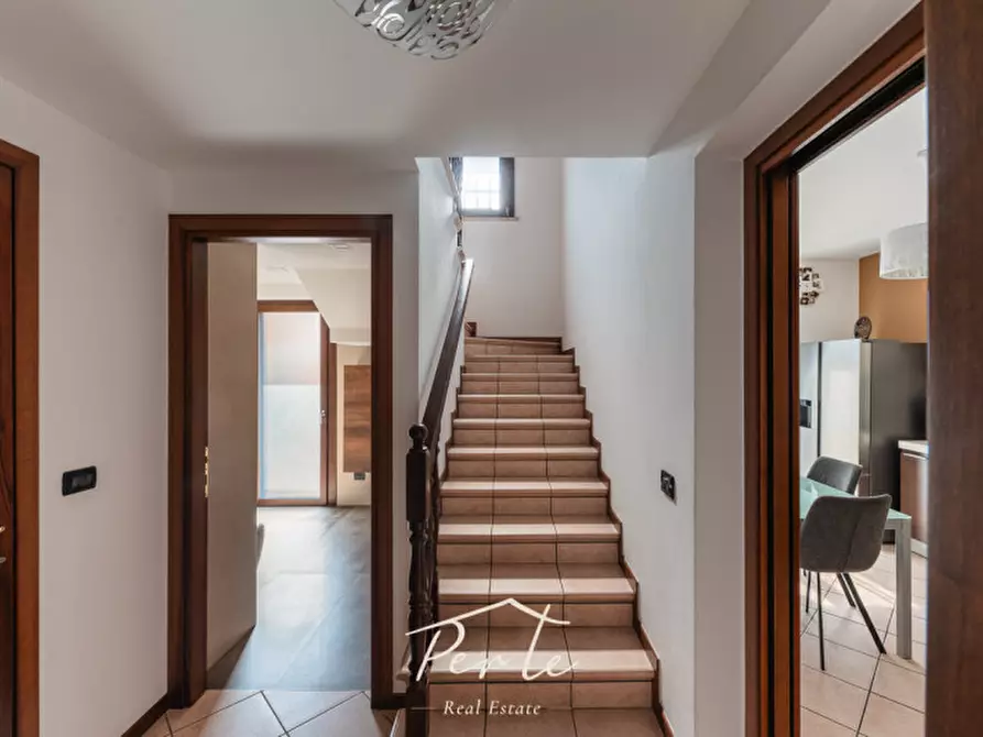 Immagine 11 di Villa in vendita  in Via Amedeo Modigliani 92 a Curtatone