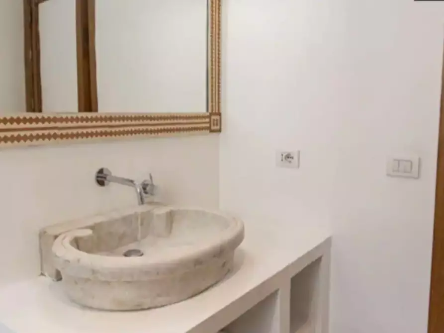 Immagine 10 di Appartamento in affitto  in Via Dandolo a Roma