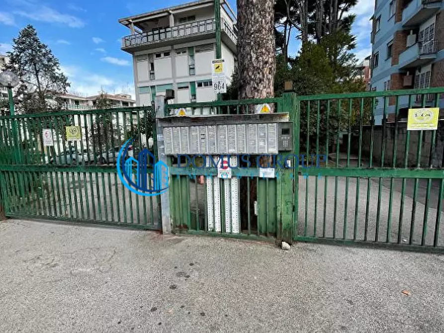 Immagine 8 di Appartamento in vendita  in Via Cassia a Roma
