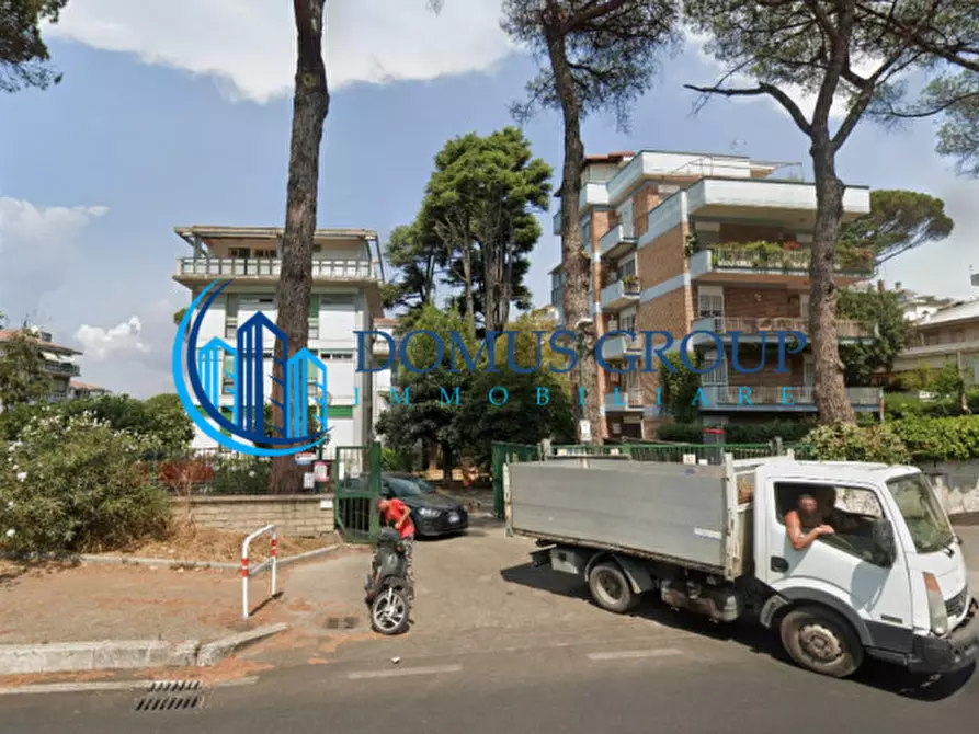 Immagine 11 di Appartamento in vendita  in Via Cassia a Roma