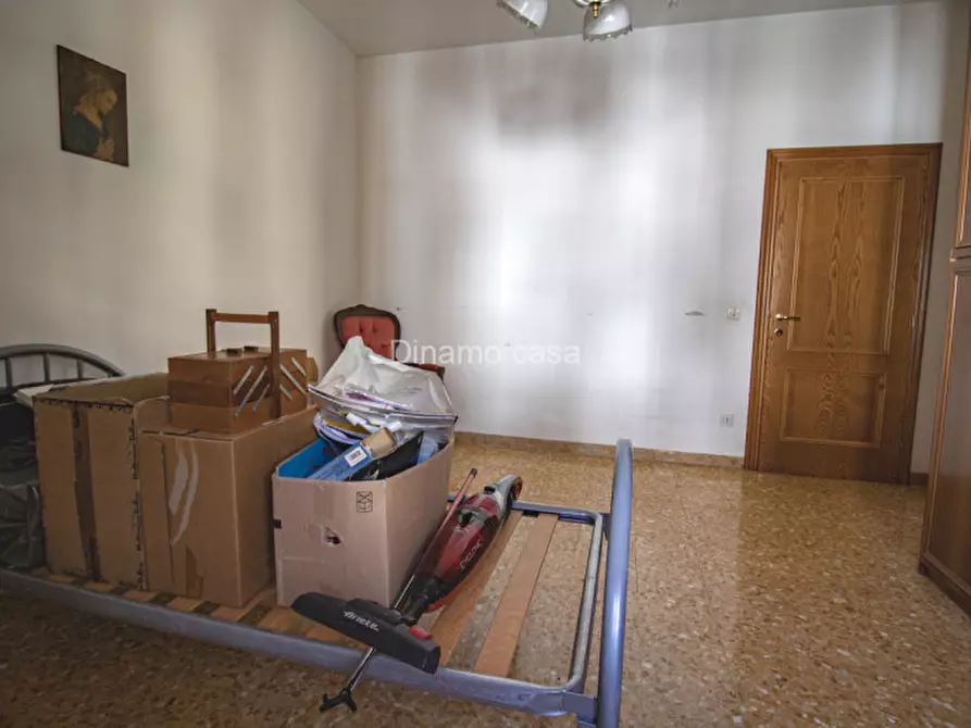 Immagine 17 di Appartamento in vendita  in Via Cesare Grassi a Prato
