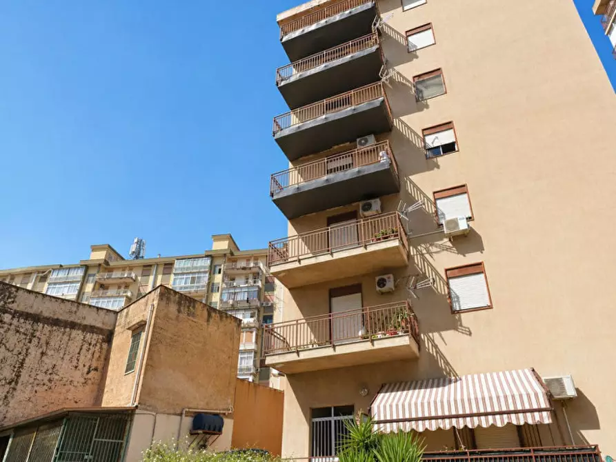 Immagine 1 di Appartamento in vendita  in Via Rosina Anselmi a Palermo