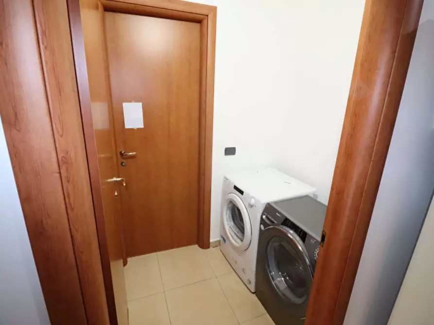 Immagine 14 di Appartamento in vendita  in Viale Lincoln n 137 - 81100 Caserta (CE) a Caserta