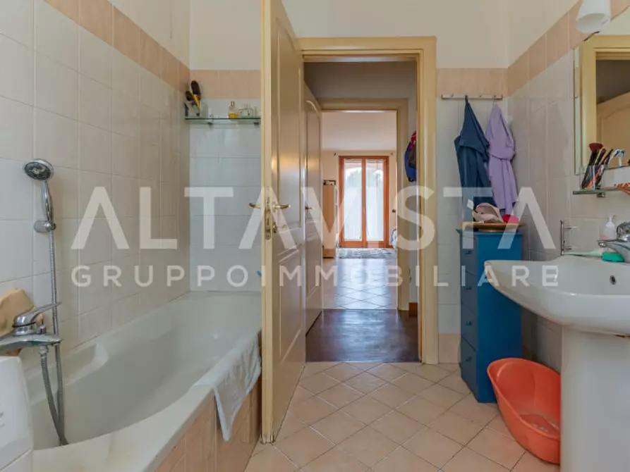 Immagine 12 di Appartamento in vendita  in Via Don Luigi Sturzo a Collebeato
