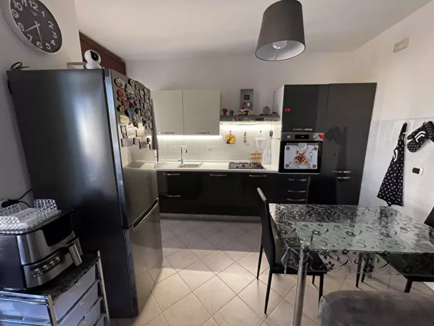 Immagine 5 di Appartamento in affitto  a Suzzara