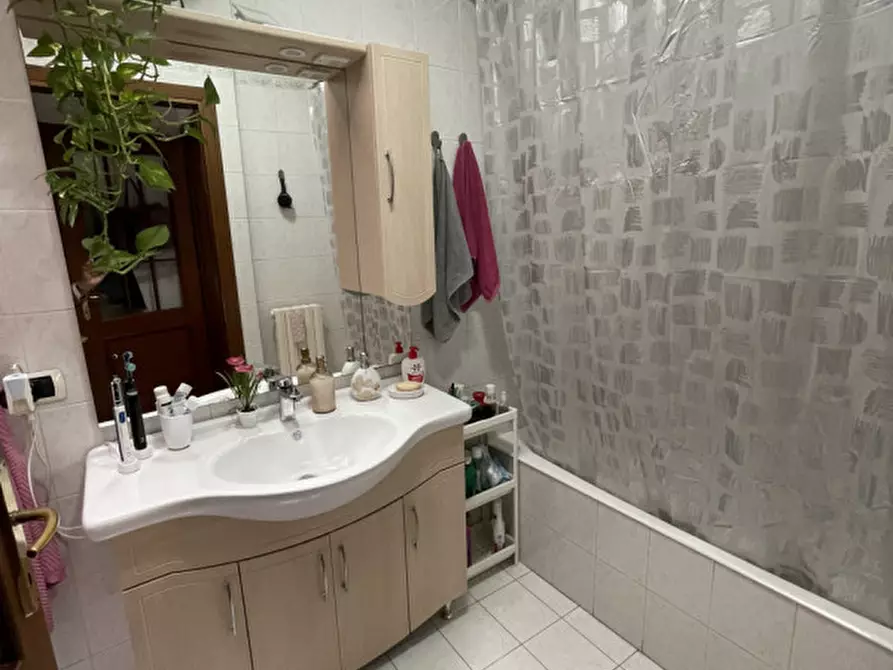 Immagine 12 di Appartamento in affitto  a Suzzara