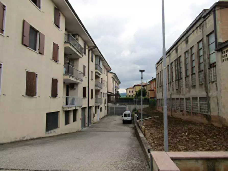 Immagine 4 di Appartamento in vendita  in Via Don Giovanni Battista Tessari 12 a Lavagno