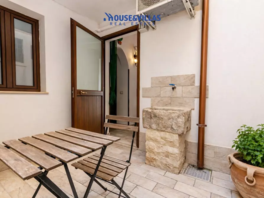 Immagine 1 di Casa indipendente in vendita  in Via Ascenzo Mauceri a Noto