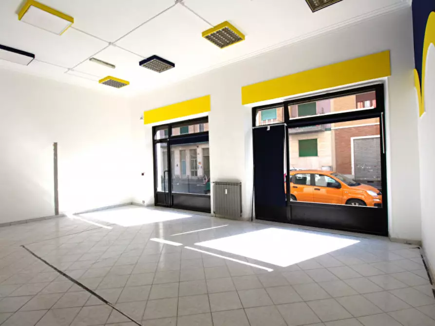 Immagine 1 di Negozio in vendita  in Via Costantino Nigra, 47 a Torino