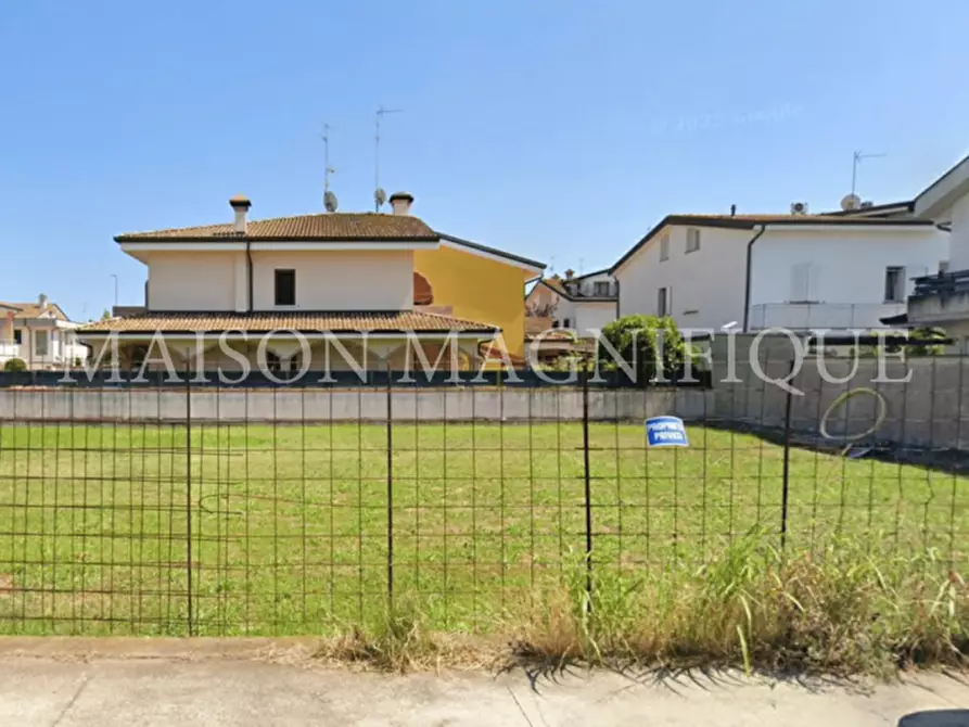 Immagine 3 di Terreno in vendita  in Via Francesca Gelli a Comacchio