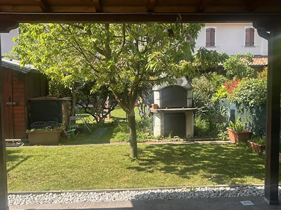 Immagine 2 di Villetta a schiera in vendita  in Via dell'Altopiano a Castelfranco Veneto